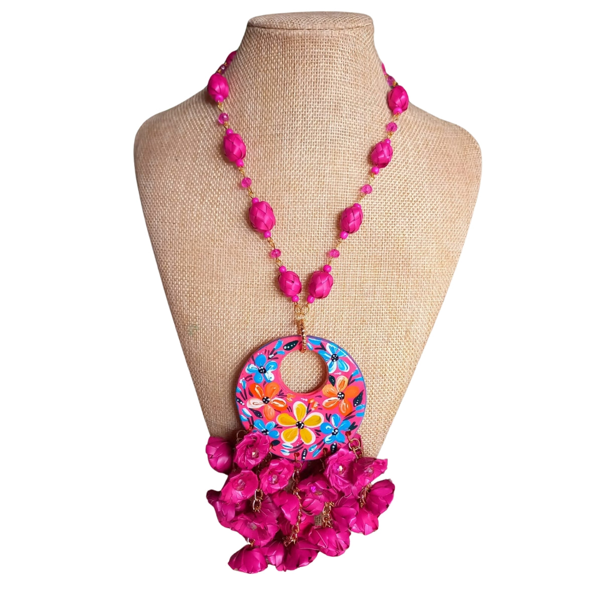 Collar largo dije redondo
