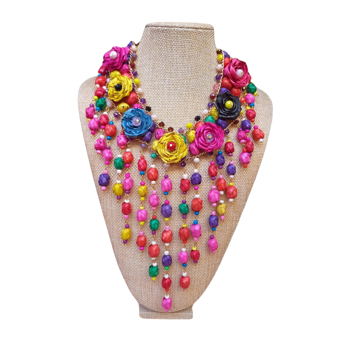 Collar flores cascada