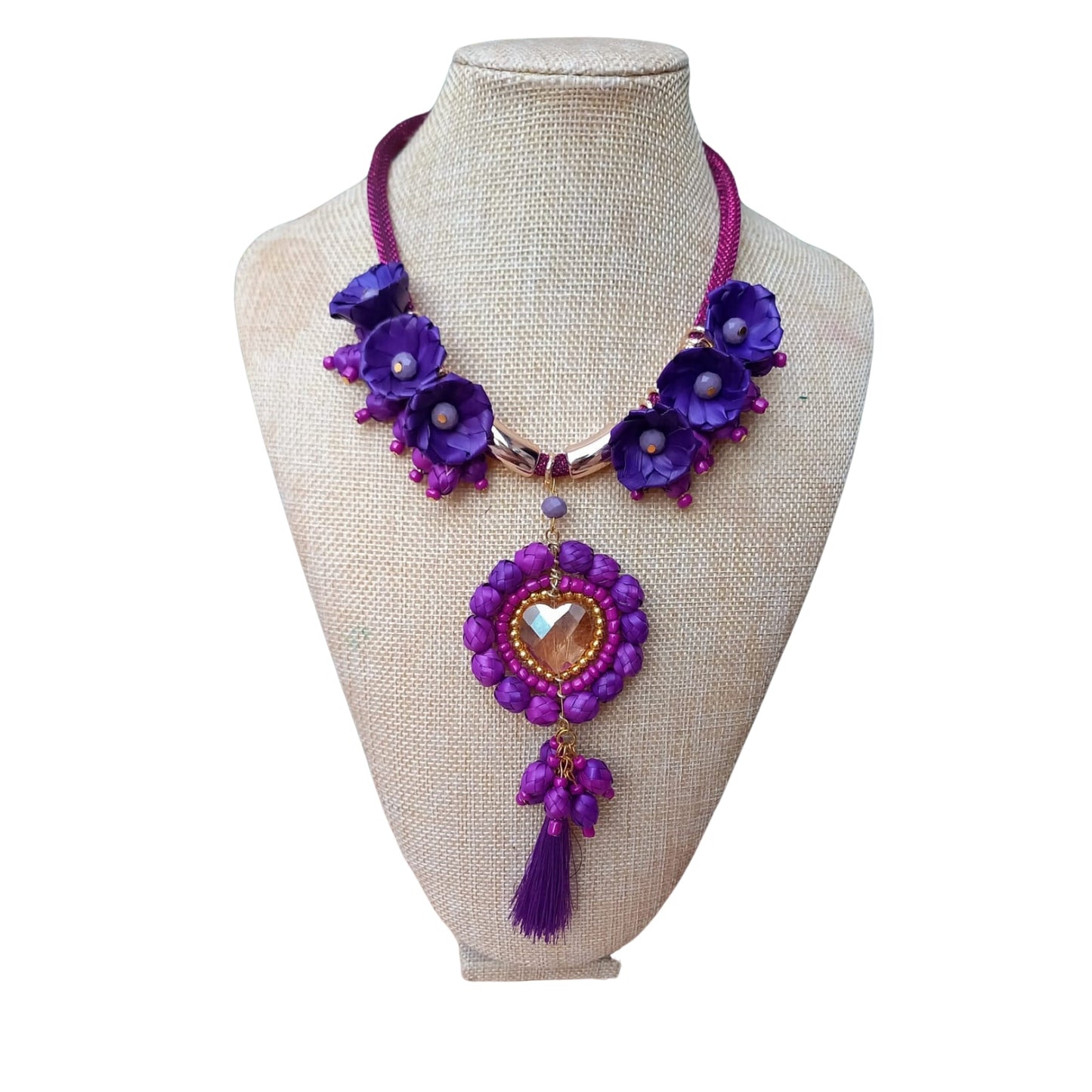 Collar gargantilla corazón