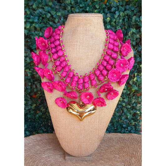 Collar Rosas Serenas